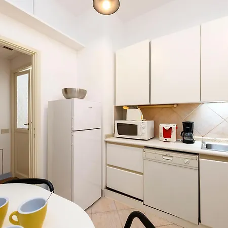 Cartari Deluxe Apartman *
